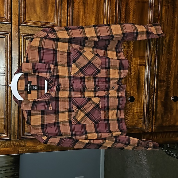 Womens sz medium RSQ flannel top. Beautiful fall colors - Picture 1 of 5